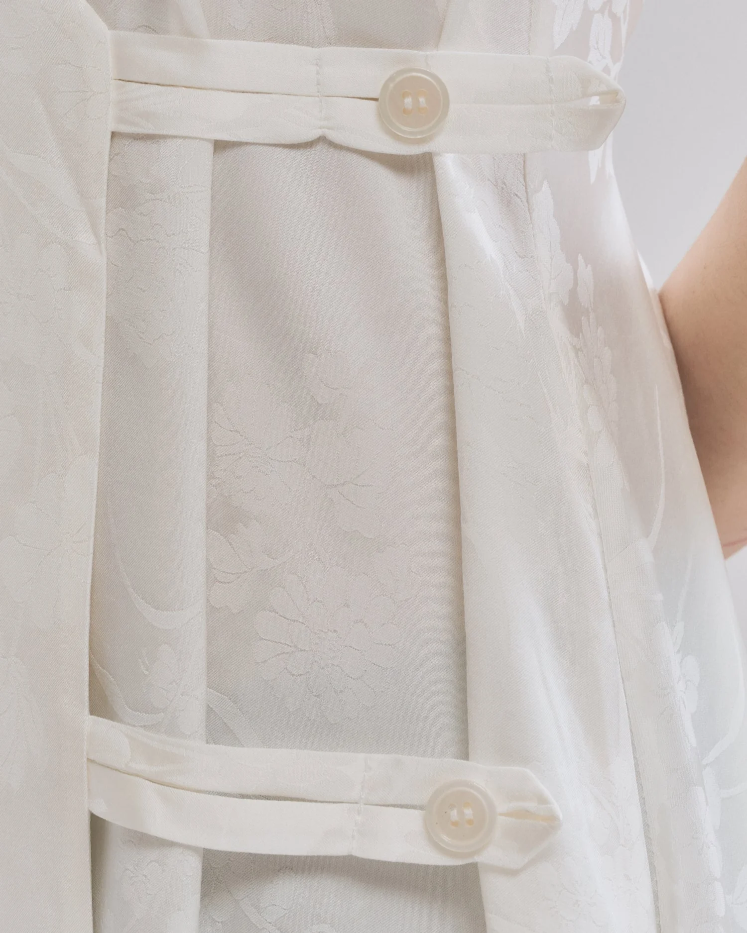 "Beach Blossom" White Maxi Vacation Dress - Image 6