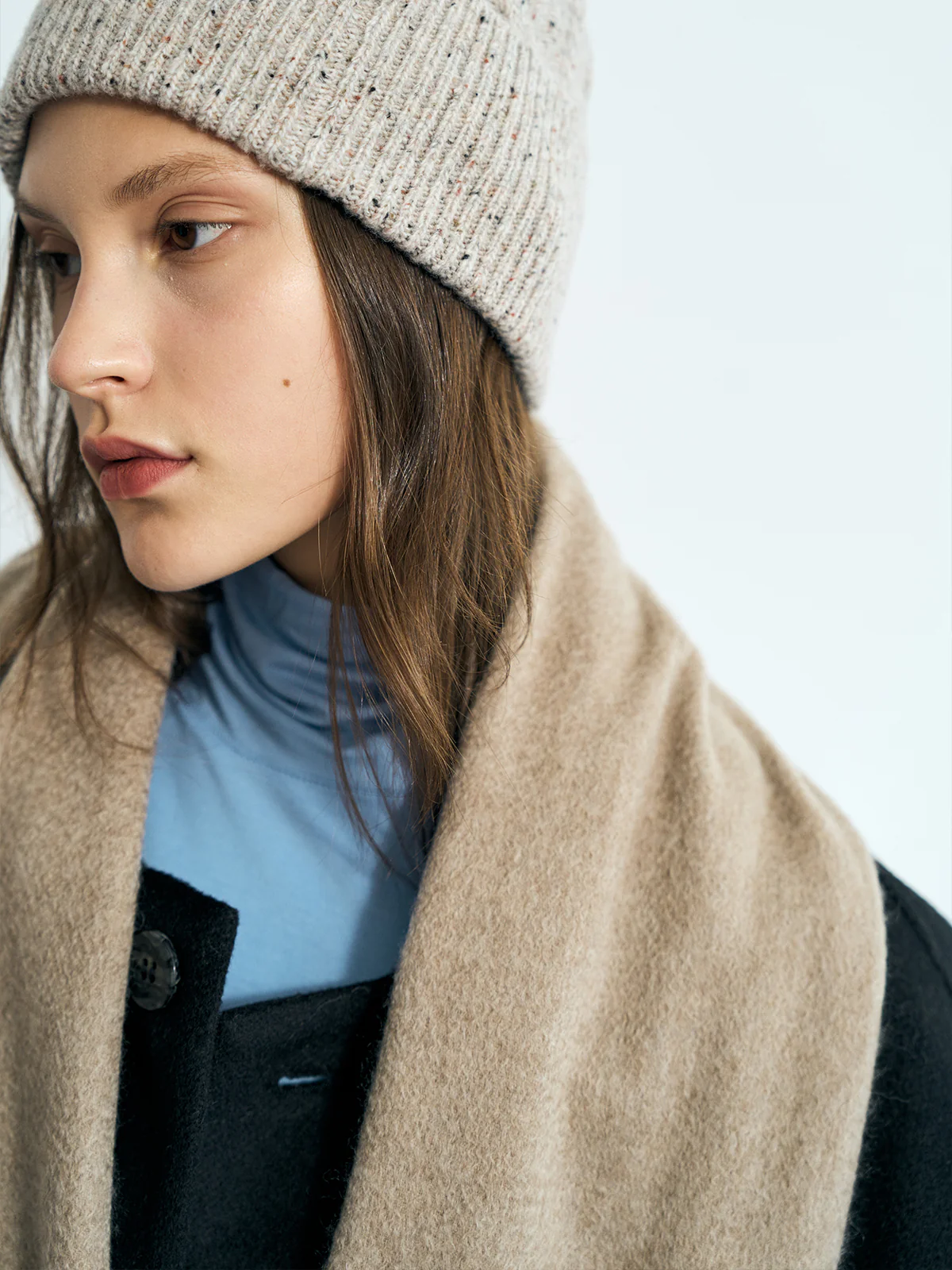 "Lost in Warmth" Classic Cashmere Scarf - Raw Cashmere - Image 5