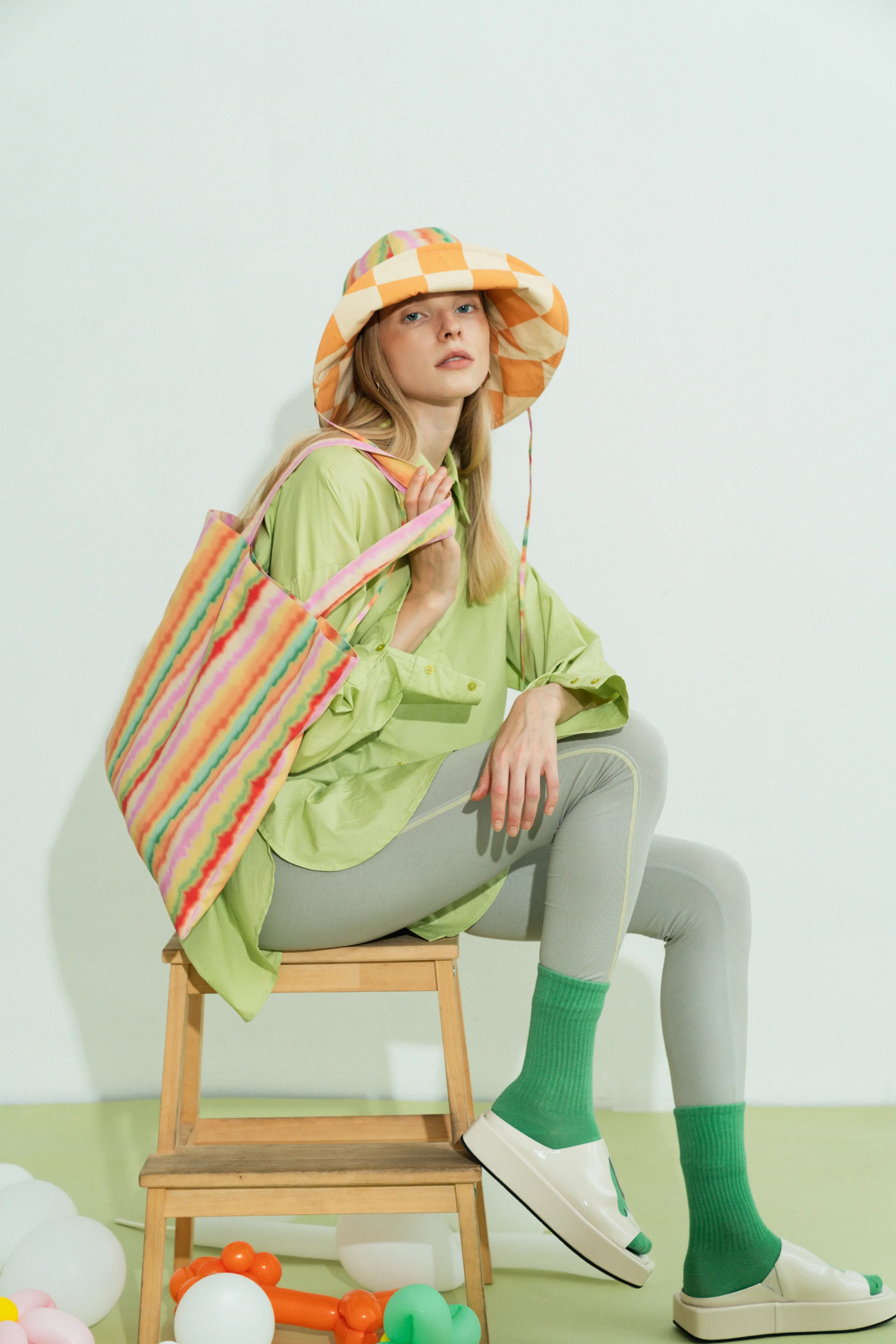 "Day Dream" Tote Bag - Rainbow - Image 6