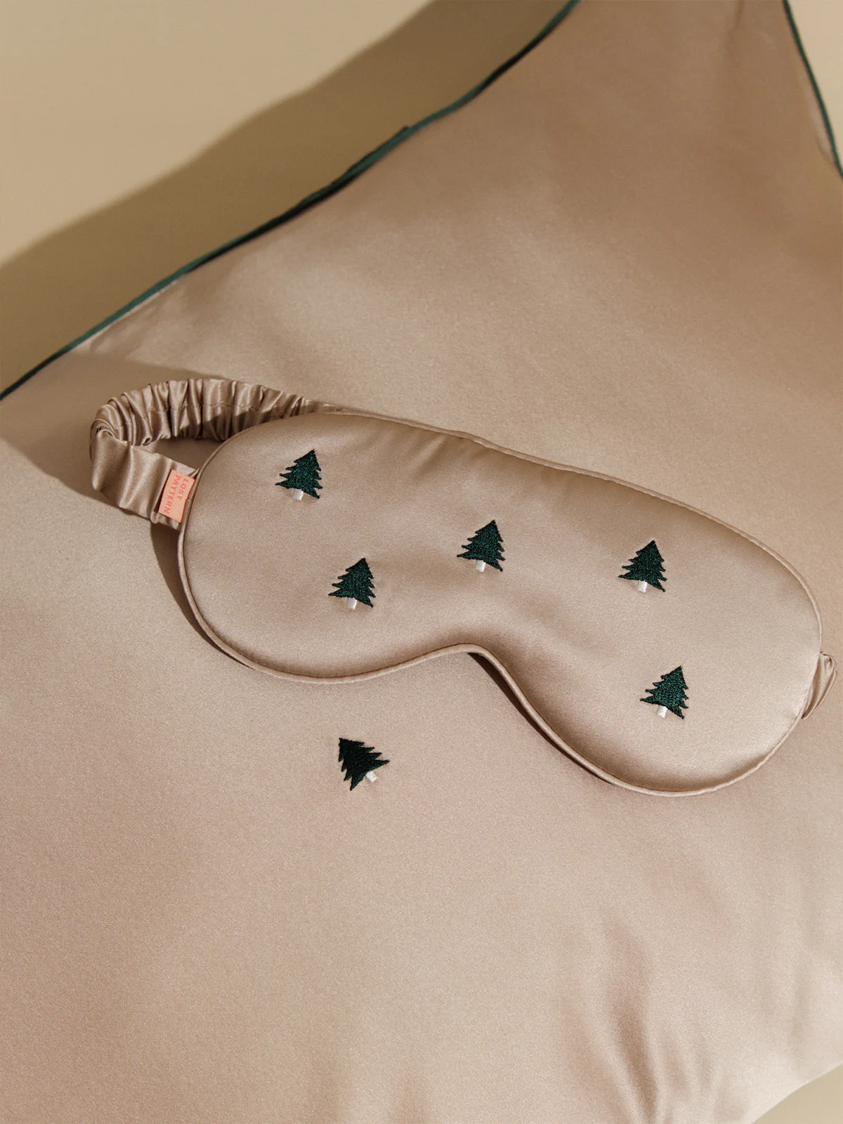 "Evergreen" Silk Sleep Eye Mask - Image 3