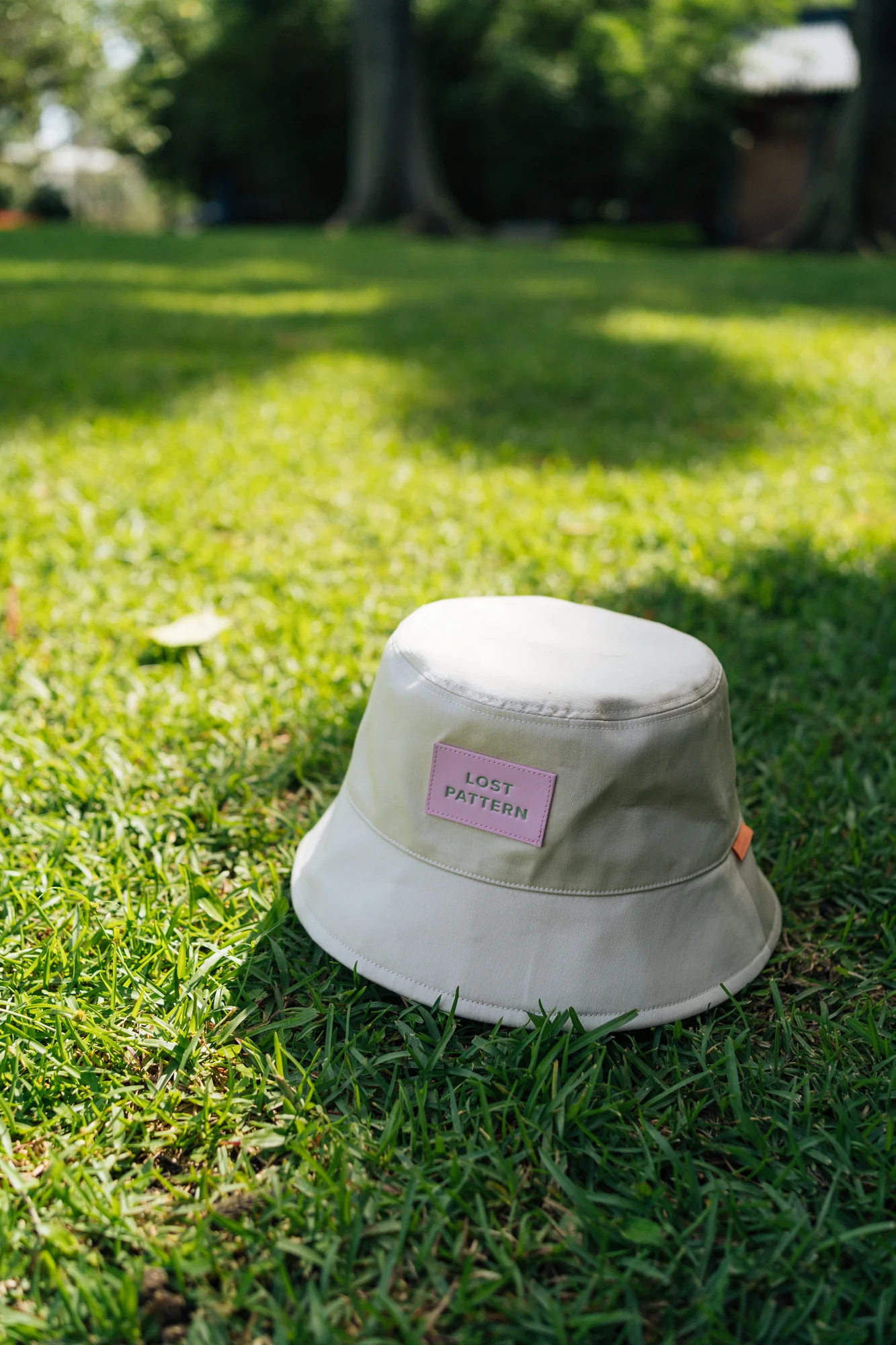 "Forest" Cotton Reversible Bucket Hat - Cream - Image 5