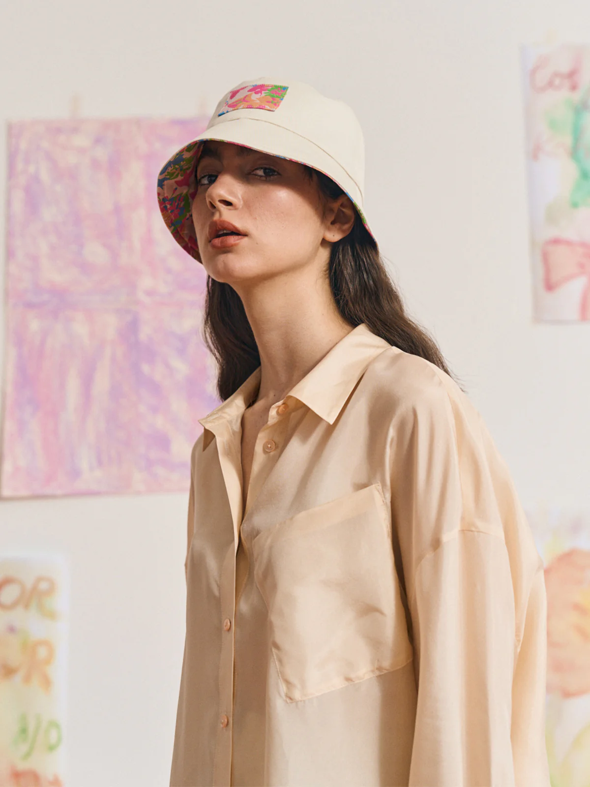 FRIDA X LOST PATTERN "Frida's Garden" Jacquard Reversible Bucket Hat - White - Image 3