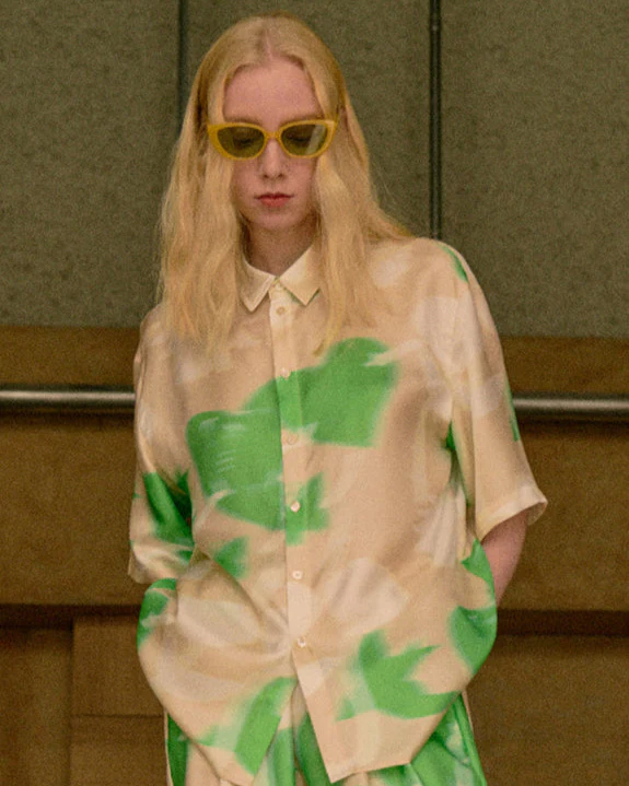 "Frida's Dream " Oversized Silk Hawaii Shirt - Green & Cream - Image 4
