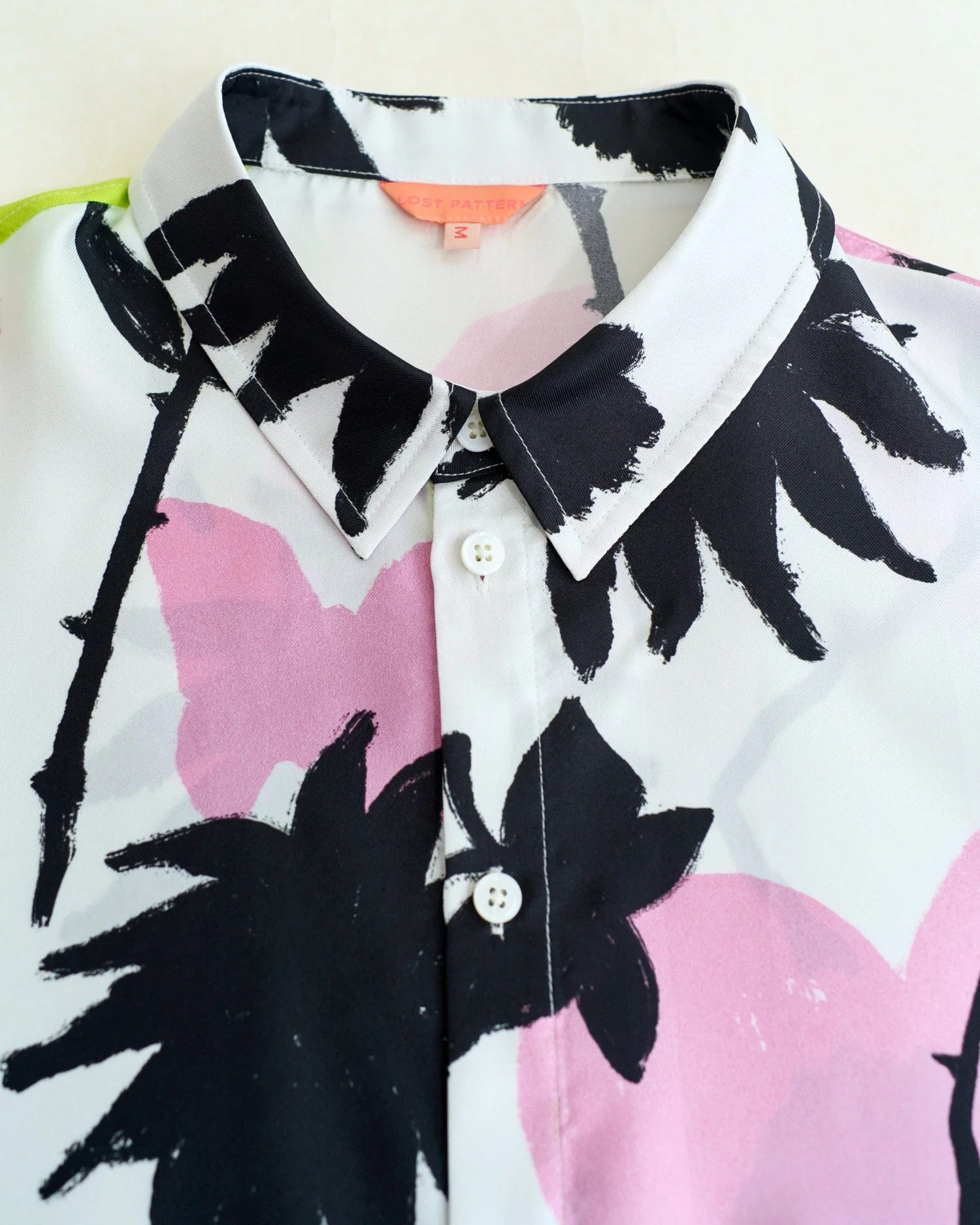 "Frida's Dream" Oversized Silk Hawaii Shirt - Pink & Black - Image 7