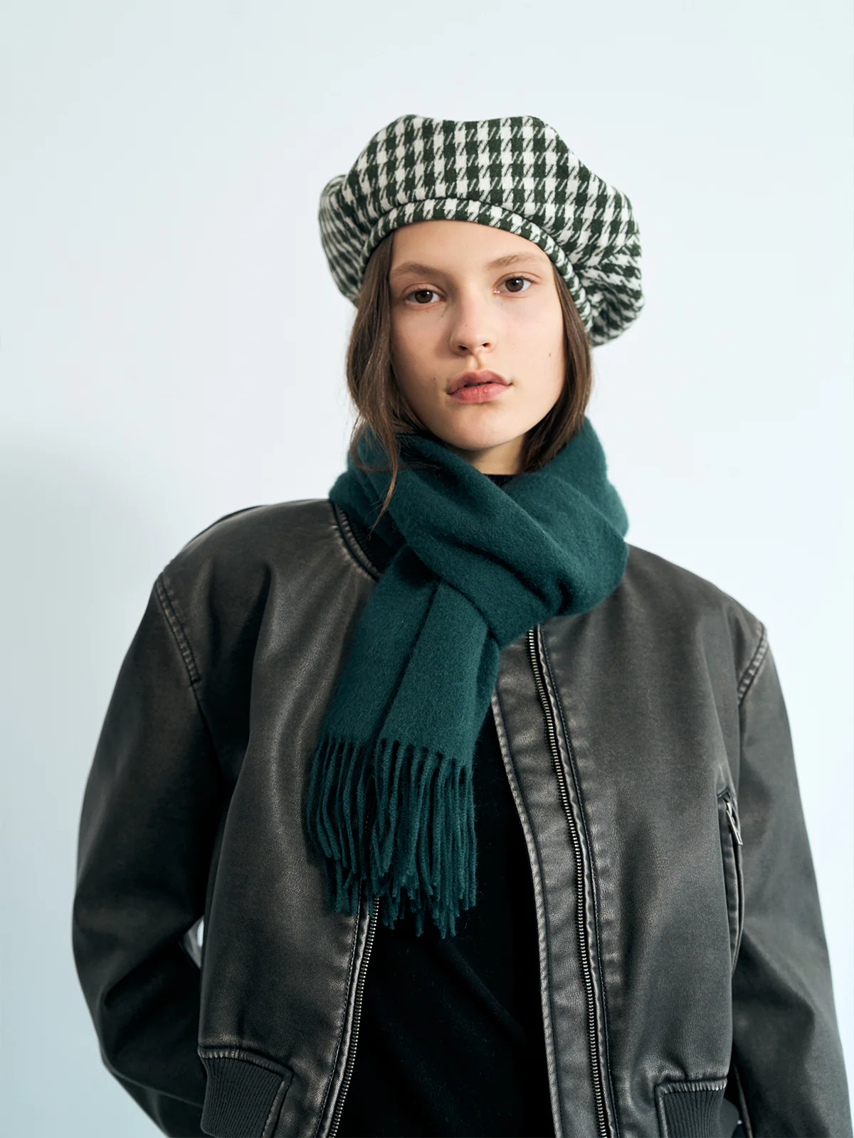 "Houndstooth" Beret Hat - Green - Image 3