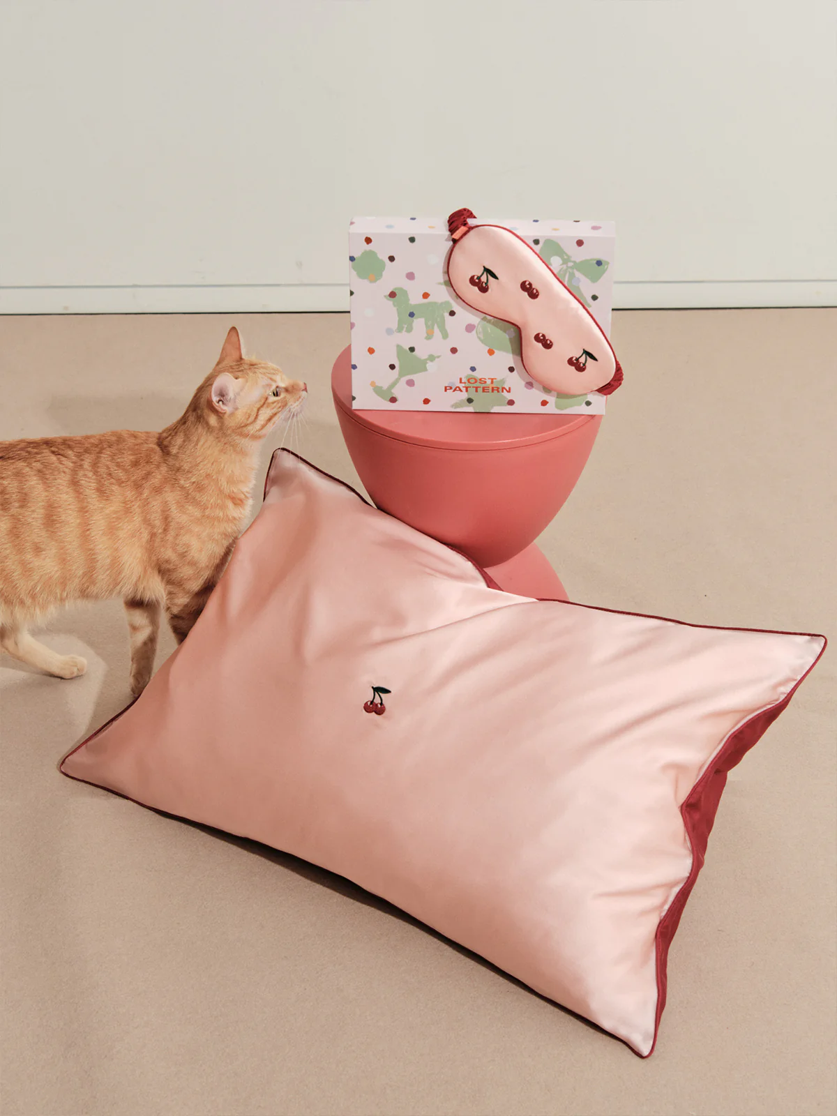"Lost Cherries" 2 Piece Silk Gift Set - Silk Pillowcase & Silk Sleep Eye Mask - Image 4