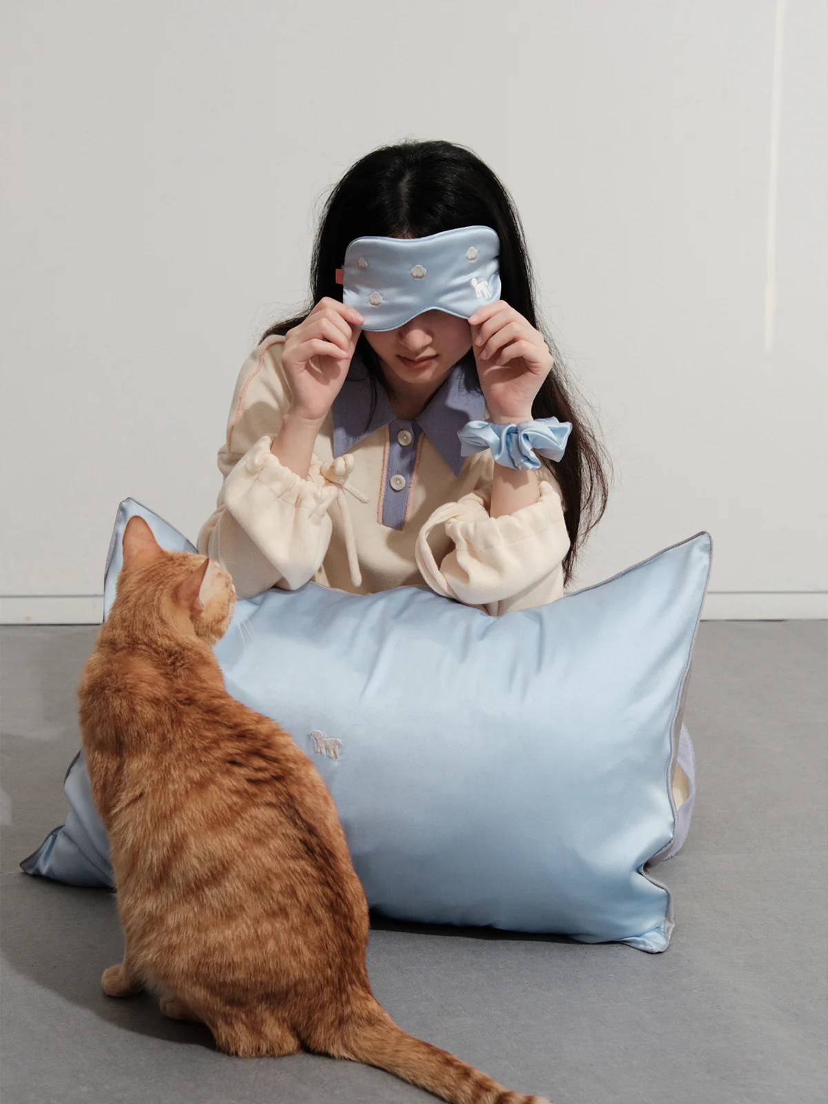 "Pan Pan" 2 Piece Silk Gift Set - Silk Pillowcase & Silk Sleep Eye Mask - Image 5