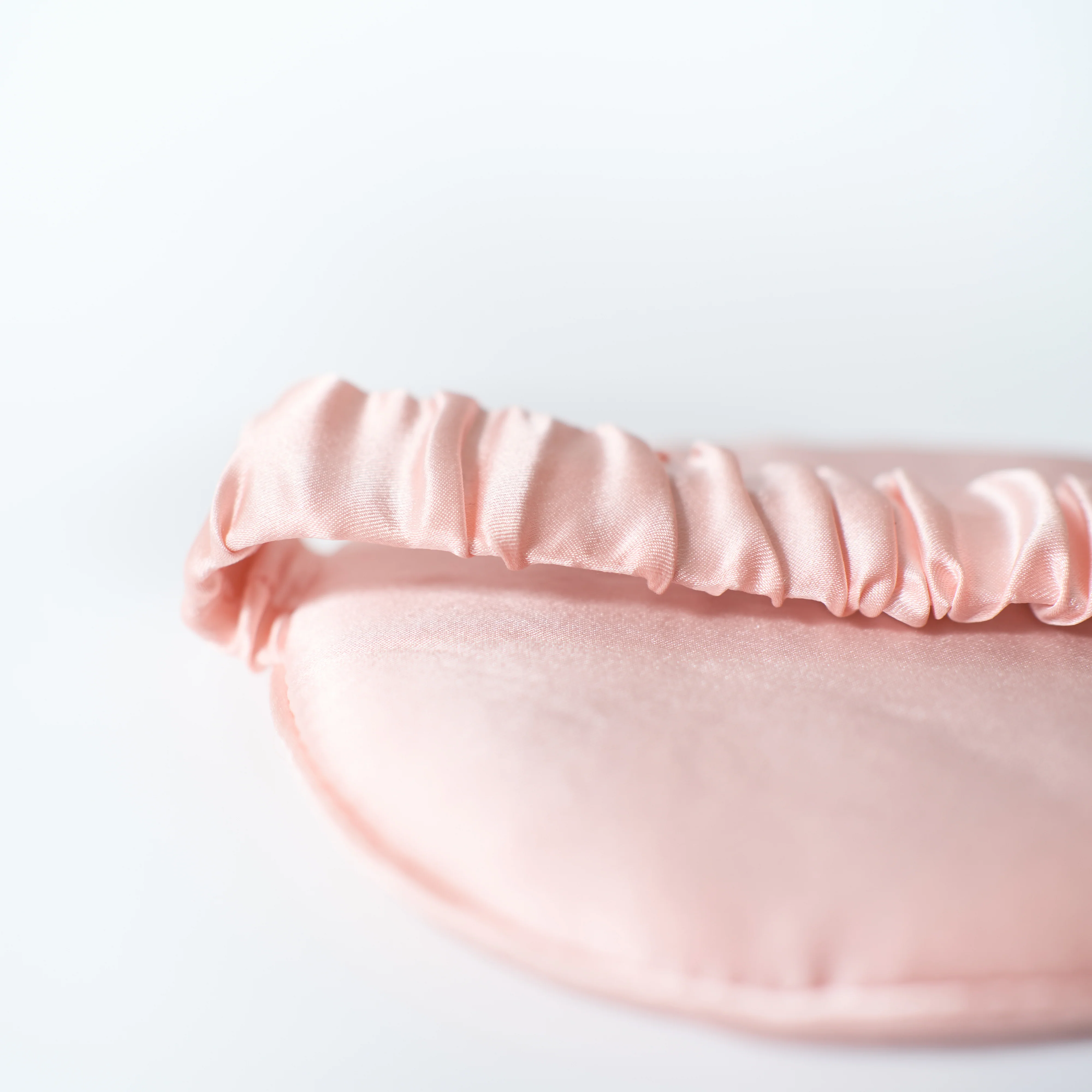 "Love Heart" Silk Sleep Eye Mask - Pink - Image 3