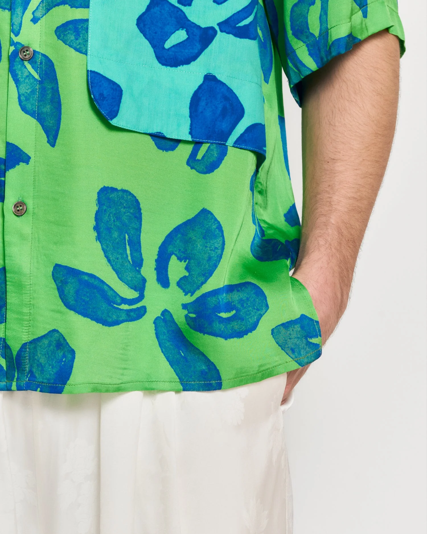 "Tropical Bliss" Patchwork Oversized Hawaii Shirt - Green - Image 5